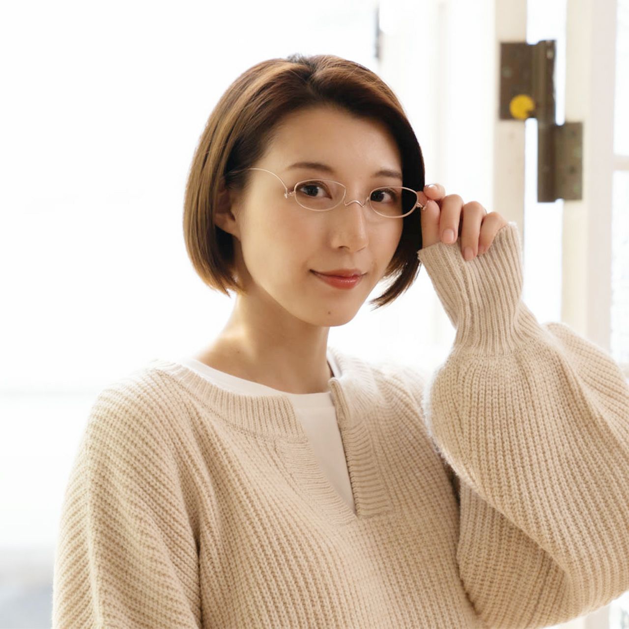 Nスタ フラットカラー 201オーバル（ピンク） | [鯖江製] 薄型めがね